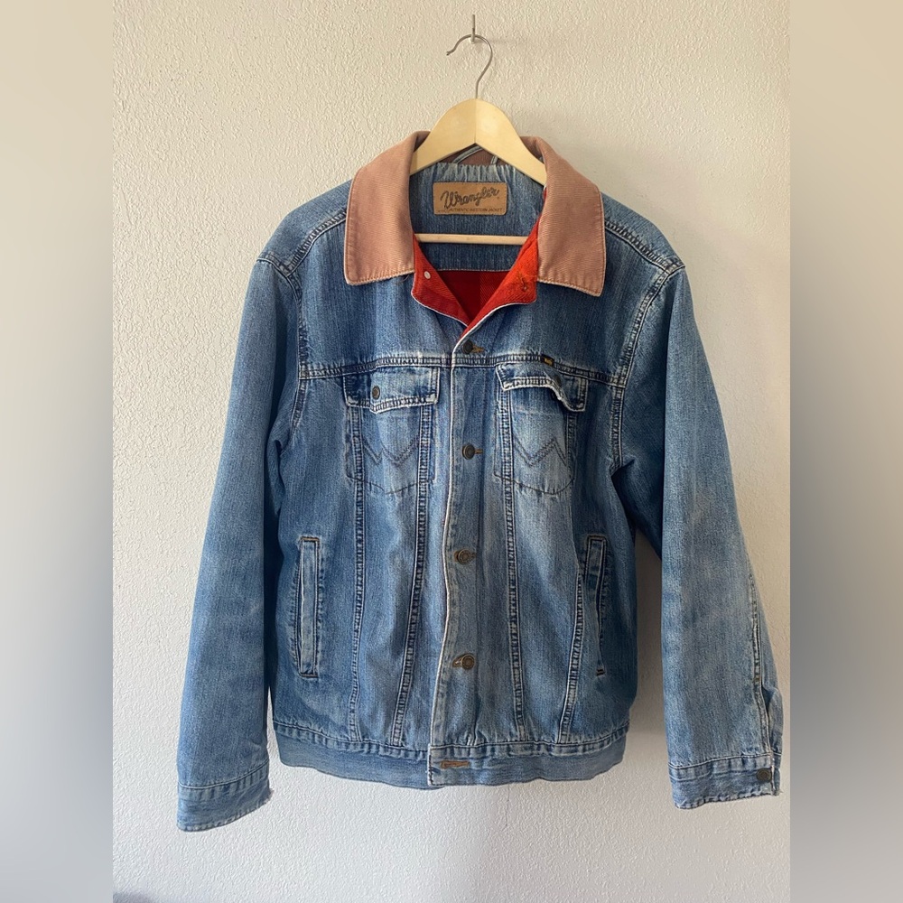 Vintage Wrangler Blue Denim Jacket. - Picture 4 of 9